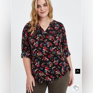 Torrid - Harper Pullover Blouse - Size 3 (22/24)
